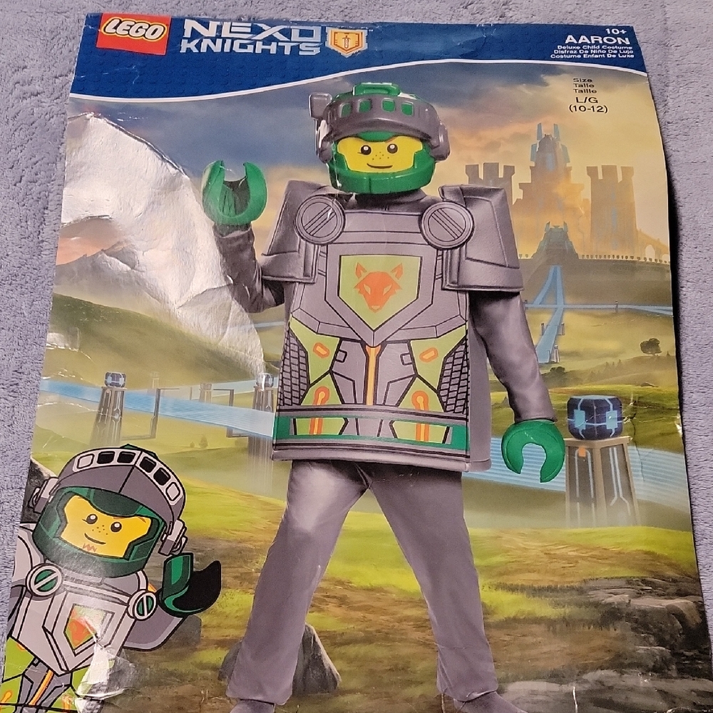 LEGO Nexo Knights Aaron Costume in Green and Gray